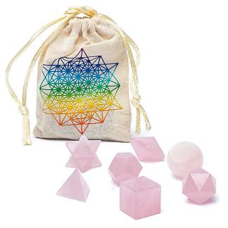 Juego de Siete Poliedros de Cuarzo Rosa en Bolsa